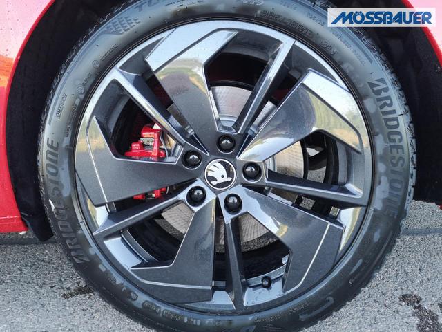 Skoda Octavia Combi 2.0 TSI 195 kW RS Kombi 2.0TSI Pano Matrix Area AHK Sound GV5 