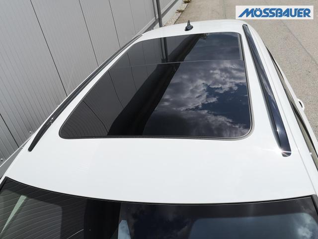 Skoda Octavia Combi 2.0 TSI 195 kW RS Kombi ABT 2.0TSI Pano Matrix Area AHK Sound GV5 