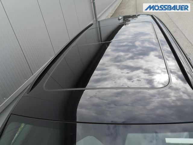 Volkswagen Passat Variant 2.0 TDI 142 kW 4Motion R-Line DSG Pano 19 Zoll Head Up AHK Navi 