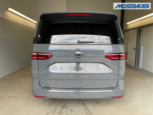 Volkswagen / T7 Multivan / Grau / / / Langer Überhang TDI IQ.Light+Navi+Kessy