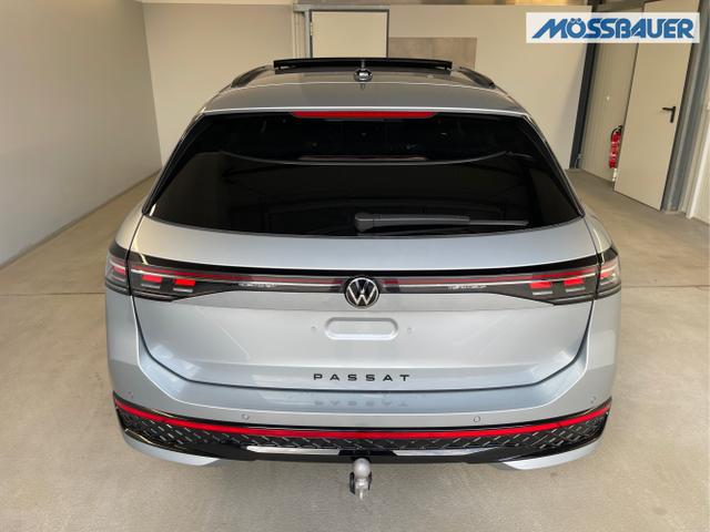 Volkswagen / Passat Variant / Silber / / / 265PS AHK+Pano+Harman Kardon