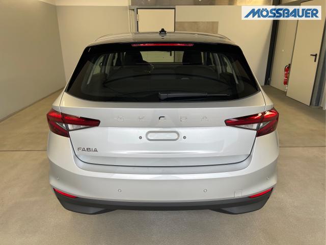Skoda / Fabia / Silber / / / 95PS Sitzheizung+App-Connect