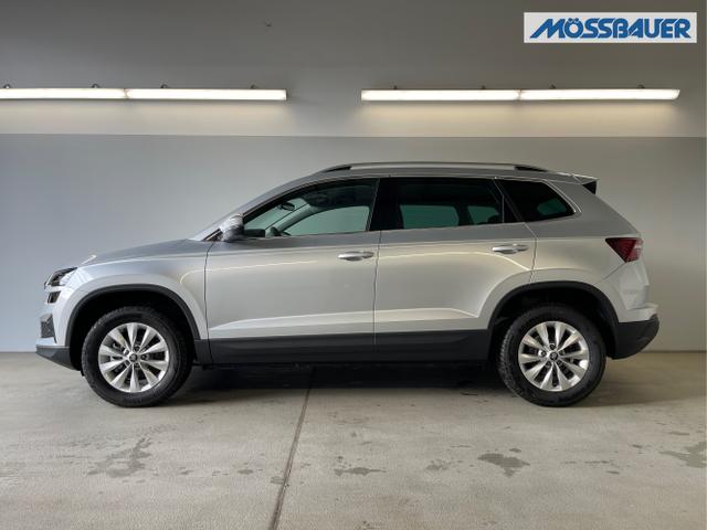 Skoda / Karoq / Silber / / / 150PS TSI DSG Navi+ACC+AHK+Kessy+Kamera+Sitzheiz+eHeck+GV5