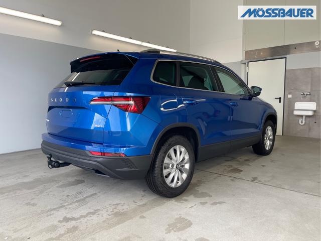 Skoda / Karoq / Blau / / / 150PS TDI DSG 4x4 AHK+Navi+ACC+Kamera+Sitzheiz+eHeck+GV5