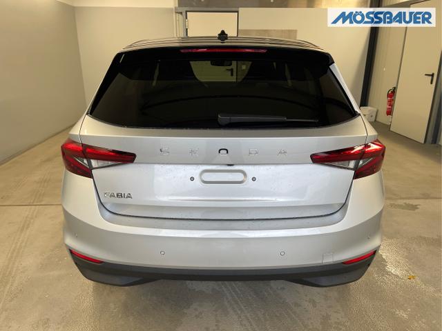 Skoda / Fabia / Blau / / / Selection 115PS DSG Dynamic+Kamera+Kessy+Alu16+Sitzheiz+Climatronic+PDCvo+hi 