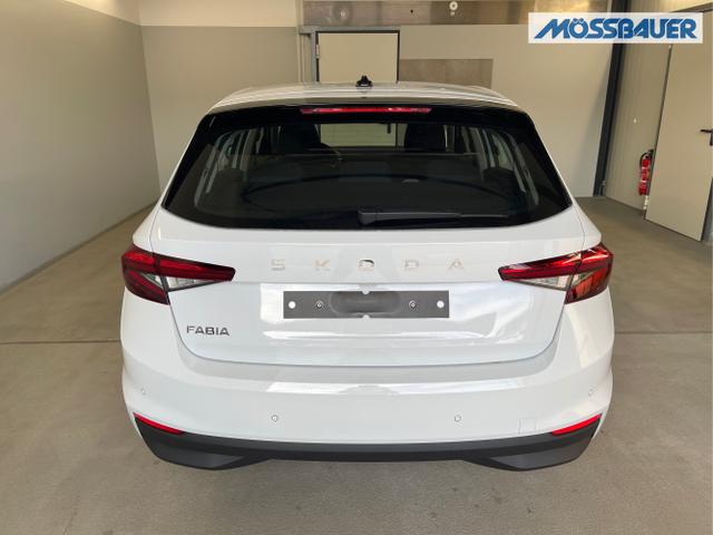 Skoda / Fabia / Weiß / / / 95PS Sitzheizung+App-Connect
