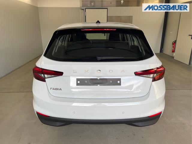 Skoda / Fabia / Weiß / / / 95PS Sitzheizung+App-Connect