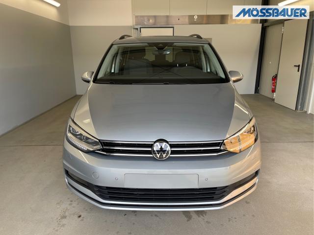 Volkswagen / Touran / Silber / / / 1.5 TSI DSG 7Sitz+AHK+IQ.Light+Kamera+Navi+eHeck+Keyless+Sitzheiz