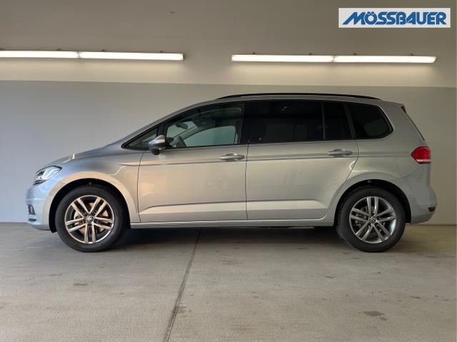 Volkswagen / Touran / Silber / / / 1.5 TSI DSG 7Sitz+AHK+IQ.Light+Kamera+Navi+eHeck+Keyless+Sitzheiz
