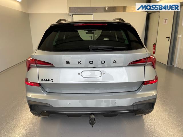 Skoda / KAMIQ / Silber / / / 115PS DSG AHK+Navi+Matrix+GV5+Pano+Kessy+Kamera+Alu17+Sitzheiz