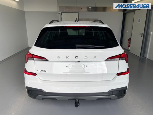 Skoda / KAMIQ / Wei&szlig; / / / 115PS DSG AHK+Kamera+Kessy+PDC+Winterpaket+Alu16+GVL