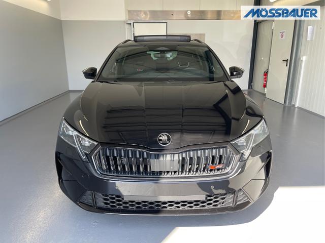 Skoda / Octavia Combi / Schwarz / / / 265PS DSG HUD+Pano+360&deg;+DCC+AHK+CANTON+Matrix+Alu19+eHeck+GV4