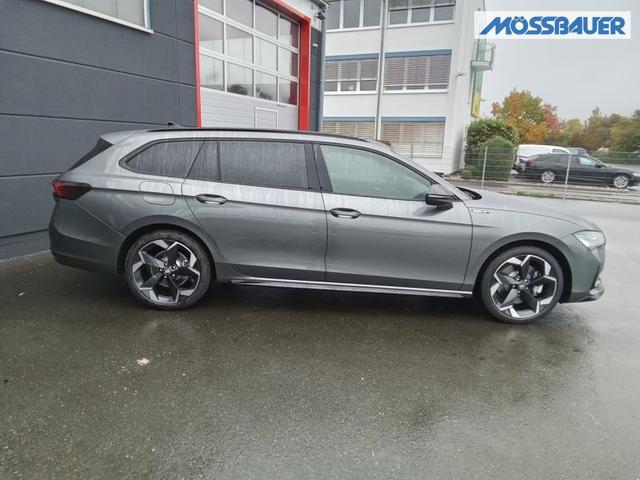 Skoda Superb Combi Sportline 2.0 TSI 7-Gang-DSG 4x4 