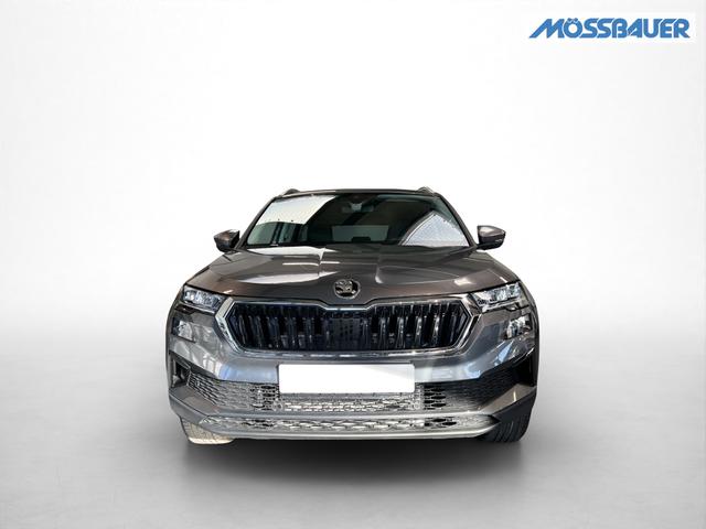 Skoda Karoq Selection Plus 1,5TSI DSG 110KW/150PS Panormadach, Lounge Sitze, AHK, Navi 