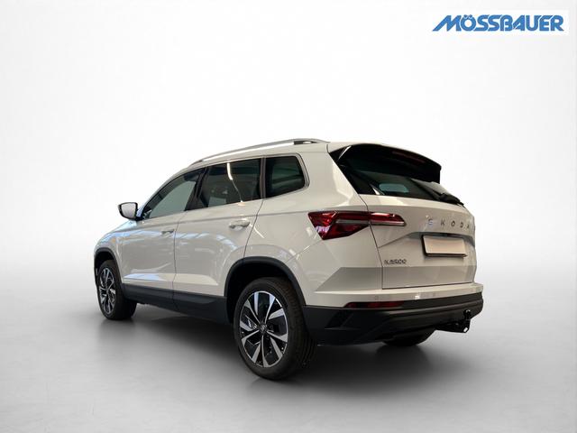 Skoda Karoq Selection Plus 1,5TSI DSG 110KW/150PS Panormadach, Lounge Sitze, AHK, Navi 