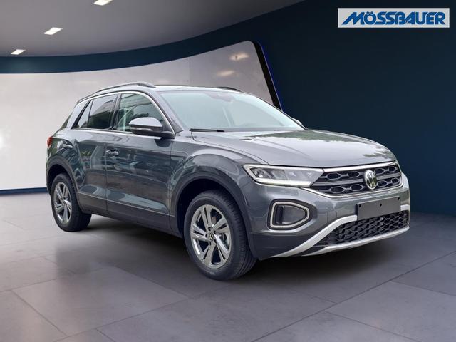 Volkswagen T-Roc Life 1.5 TSI DSG AHK ACC R2D Kamera 