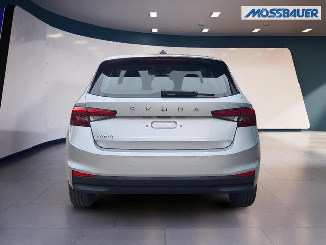 Skoda Fabia Selection 1.0 TSI DSG LED DAB PDC Lane 