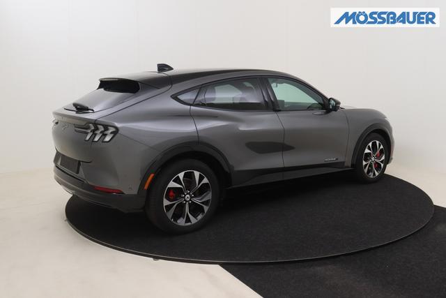 Ford Mustang Mach-E 98 kWh Extended range 