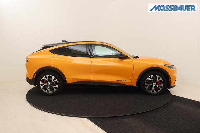 Ford Mustang Mach-E 98 kWh Extended range 