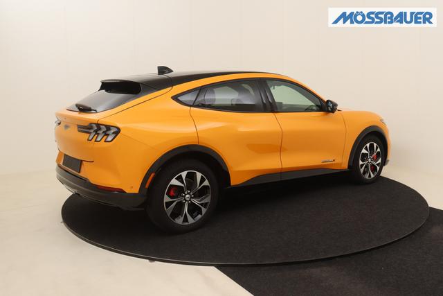 Ford Mustang Mach-E 98 kWh Extended range 