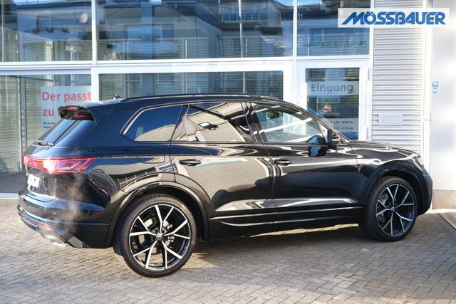 VW Touareg R-Line Grenadilschwarz 