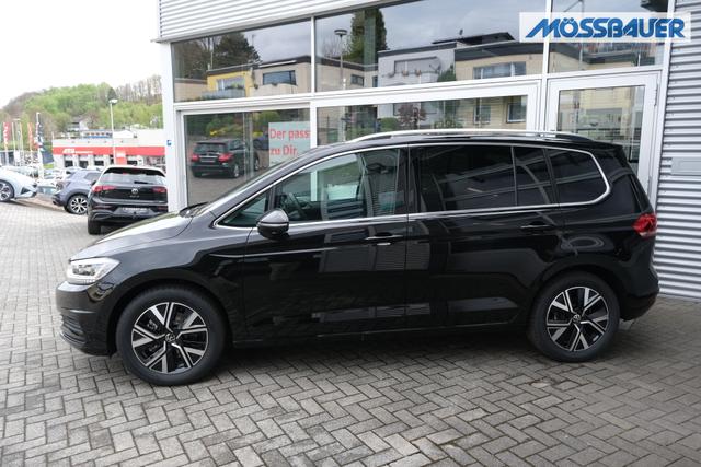 VW Touran 1.5 TSI DSG Grenadilschwarz 