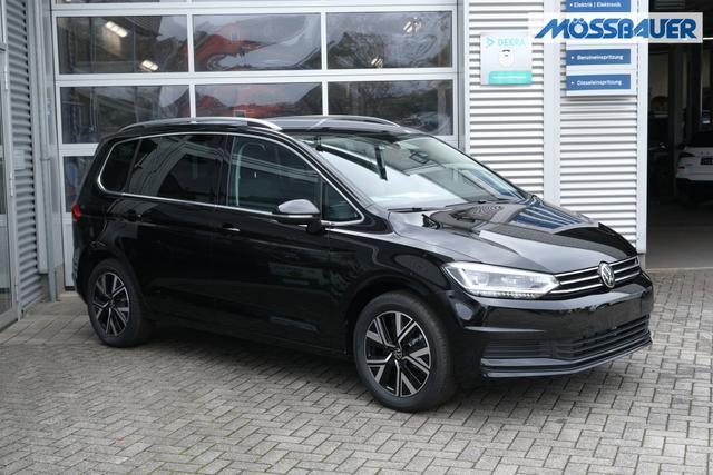 VW Touran 1.5 TSI DSG Grenadilschwarz 