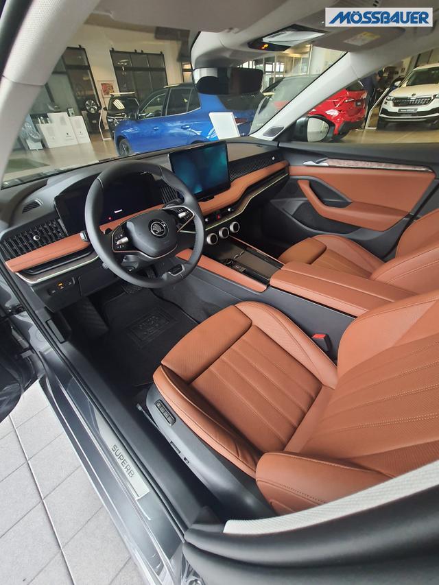 Skoda Superb Combi Selection 2.0 TDI 110 kW 7 Gang DSG 