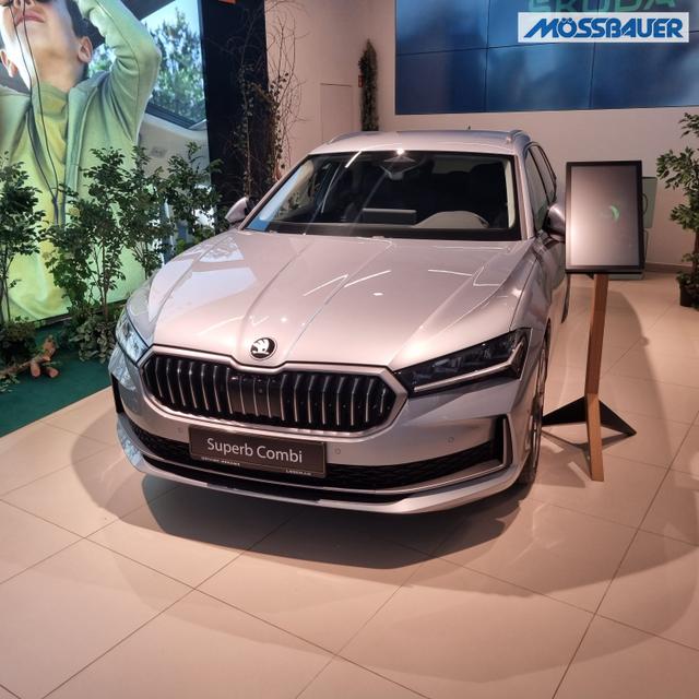 Skoda Superb Combi Selection 2.0 TDI 110 kW 7 Gang DSG 