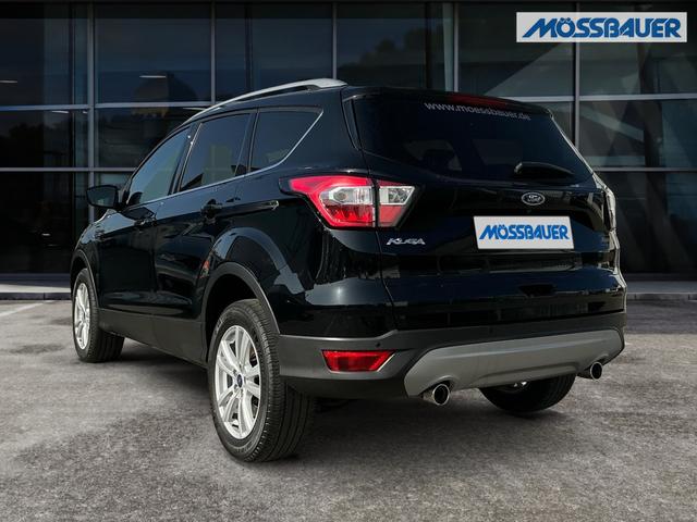Ford / Kuga / Iridium-Schwarz Metallic / / / Kuga