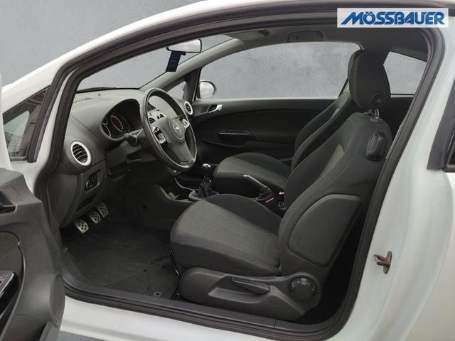 Opel Corsa D Color Edition 