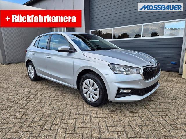 Skoda Fabia 1.0 TSI 115PS DSG Selection 5-türig Rückf.Kamera Parksensoren Sitzheizung Multifunktionslenkrad Klima Skoda-Radio Bluetooth Touchscreen Tempomat Nebelsch. Apple CarPlay + Android Auto 