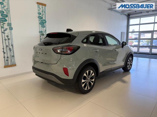 Ford Puma Titanium Cactus Grau