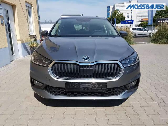 Skoda / Fabia / Grau / Style / / Graphik Grau