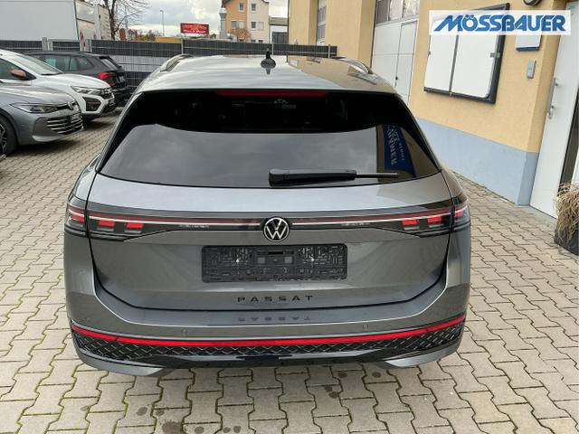 Volkswagen / Passat Variant / Grau / R-Line / Diabasgrau / , Beispielbilder, ggf. teilweise mit Sonderausstattung