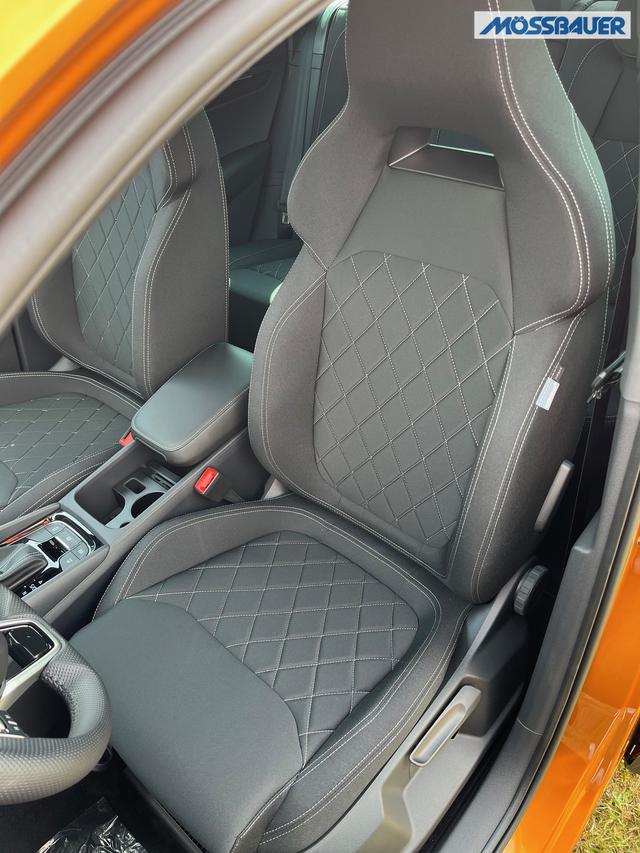 Skoda Karoq Sportline ***LAGERND *AHK*SIDE-ASSIST*CANTON*360 GRAD KAMERA*** 