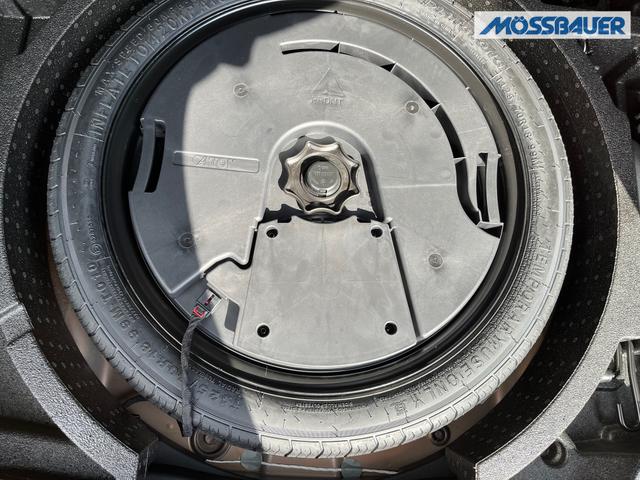 Skoda Karoq Sportline ***LAGERND *AHK*SIDE-ASSIST*CANTON*360 GRAD KAMERA*** 