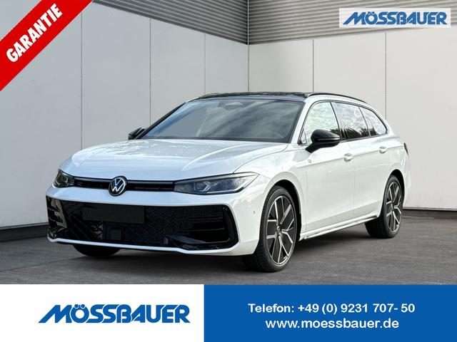Volkswagen Passat Variant - R-Line UVP: 77.210,- LEDER+PANO+AHK+19"ALU+H&K+DCC+MATRIX