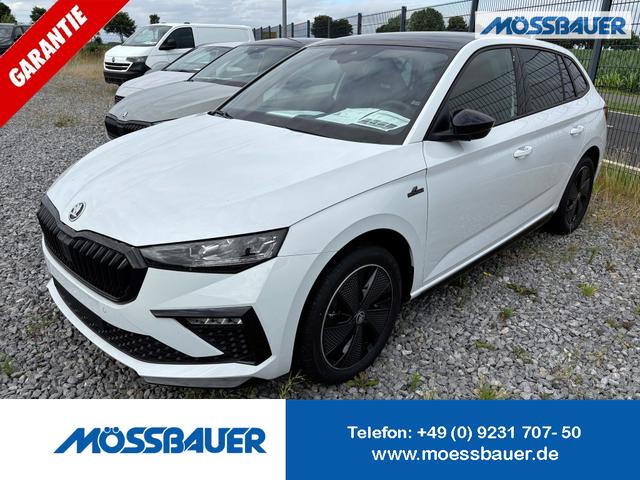 Skoda Scala - Monte Carlo 1.5 TSI 150PS DSG, MOON-WHITE MET, Panoramadach, 17"Alu, Climatronic, MATRIX-LED, Kessy, Verlängerte Heckscheibe, SunSet, Parksensoren vorn/hinten, Rückfahrkamera, Tempomat, Winter-Paket, Sport-M-Lederlenkrad beheizt, Virtual Cockpit, Radio 8", SmartLin