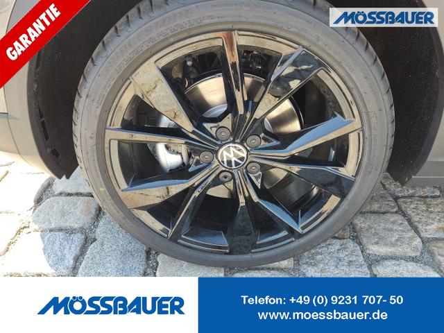 Volkswagen T-Roc - Black Style 1,5 TSI 150 PS DSG AHK-IQ Light-Navi-ACC-Kamera-19 "Alu-IQ Drive