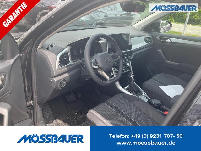 Volkswagen T-Roc - Life 1.5 TSI DSG Life, AHK, Navi, Kamera, LED, Parklenk
