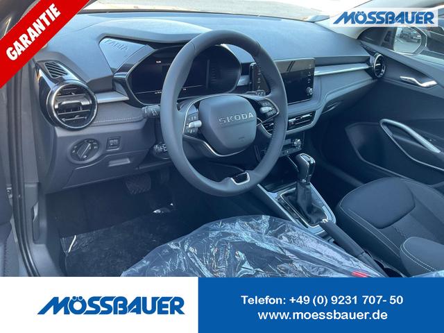 Skoda Fabia - Selection 1.0 TSI DSG 130 Jahre, LED, Kamera, ACC, Side, Ladeboden, Winter