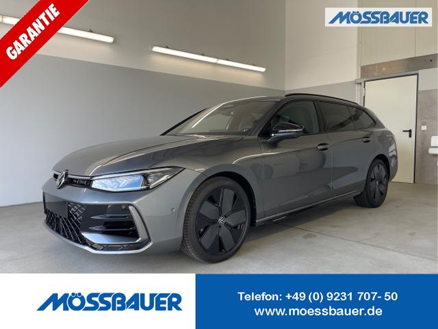 Volkswagen Passat Variant - R-Line 265PS 4M Stdhz+Leder+AHK+DCC+Pano+Harman+Alu19+IQ.Drive+Black+HUD