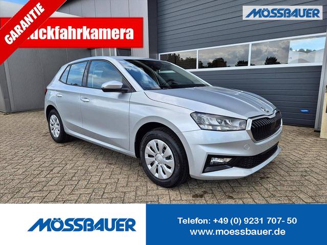 Skoda Fabia - 1.0 TSI 115PS DSG Selection 5-türig Rückf.Kamera Parksensoren Sitzheizung Multifunktionslenkrad Klima Skoda-Radio Bluetooth Touchscreen Tempomat Nebelsch. Apple CarPlay + Android Auto