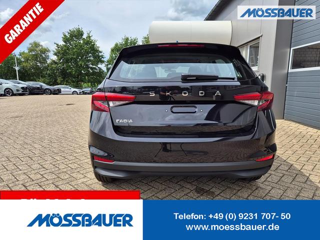 Skoda Fabia - 1.0 TSI 115PS DSG Selection 5-türig Rückf.Kamera Parksensoren Sitzheizung Multifunktionslenkrad Klima Skoda-Radio Bluetooth Touchscreen Tempomat Nebelsch. Apple CarPlay + Android Auto