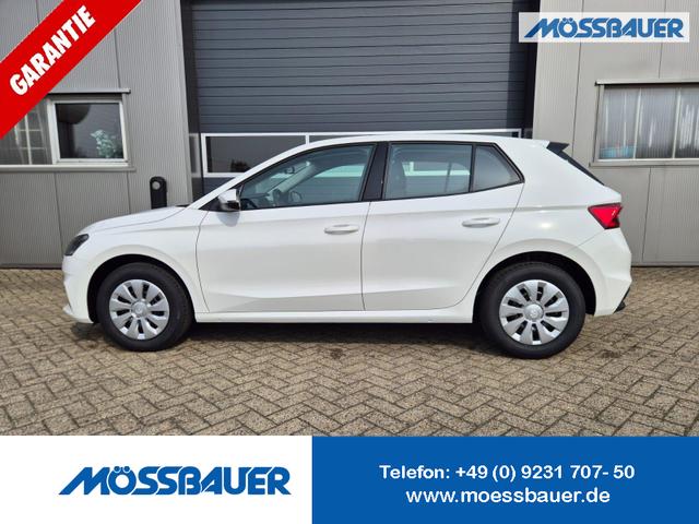 Skoda Fabia - 1.0 TSI 95PS Selection 5-t&uuml;rig R&uuml;ckf.Kamera Parksensoren Sitzheizung Multifunktionslenkrad Klima Skoda-Radio Bluetooth Touchscreen Tempomat Nebelsch. Apple CarPlay + Android Auto
