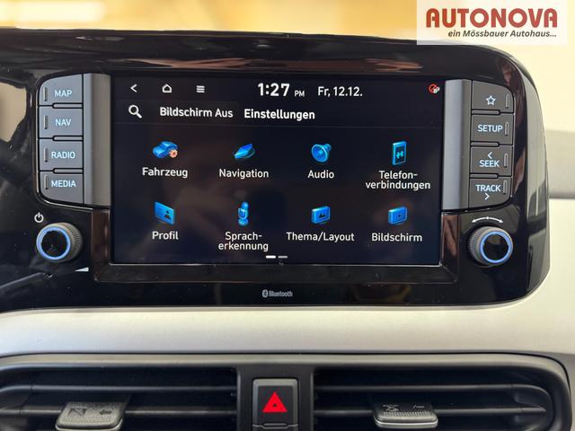 Hyundai i10 PREMIUM AUT SHZ KLIMAAUTOMATIK AMBIENTE ALU RFK PDC NAVI 