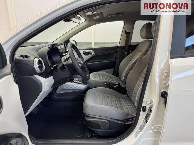 Hyundai i10 PREMIUM AUT SHZ KLIMAAUTOMATIK AMBIENTE ALU RFK PDC NAVI 