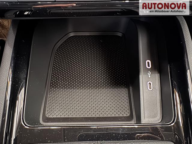 Skoda Kamiq SELECTION DSG KESSY RFK LED NSW KLIMAAUTOMATIK PDC v+h 