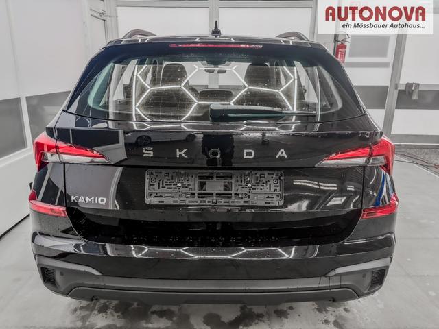 Skoda Kamiq Easy DSG AHK TEMPOMAT SHZ ALU 